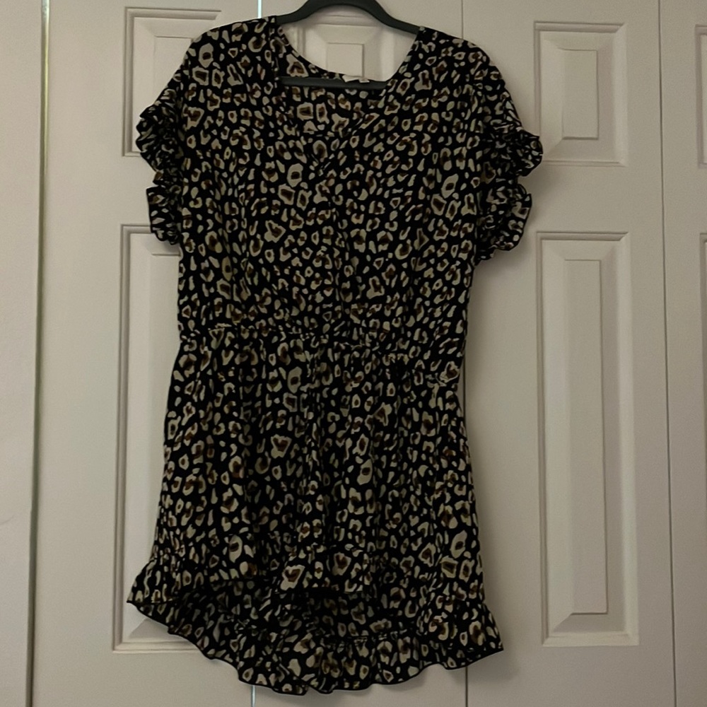 Ruffle cheetah romper